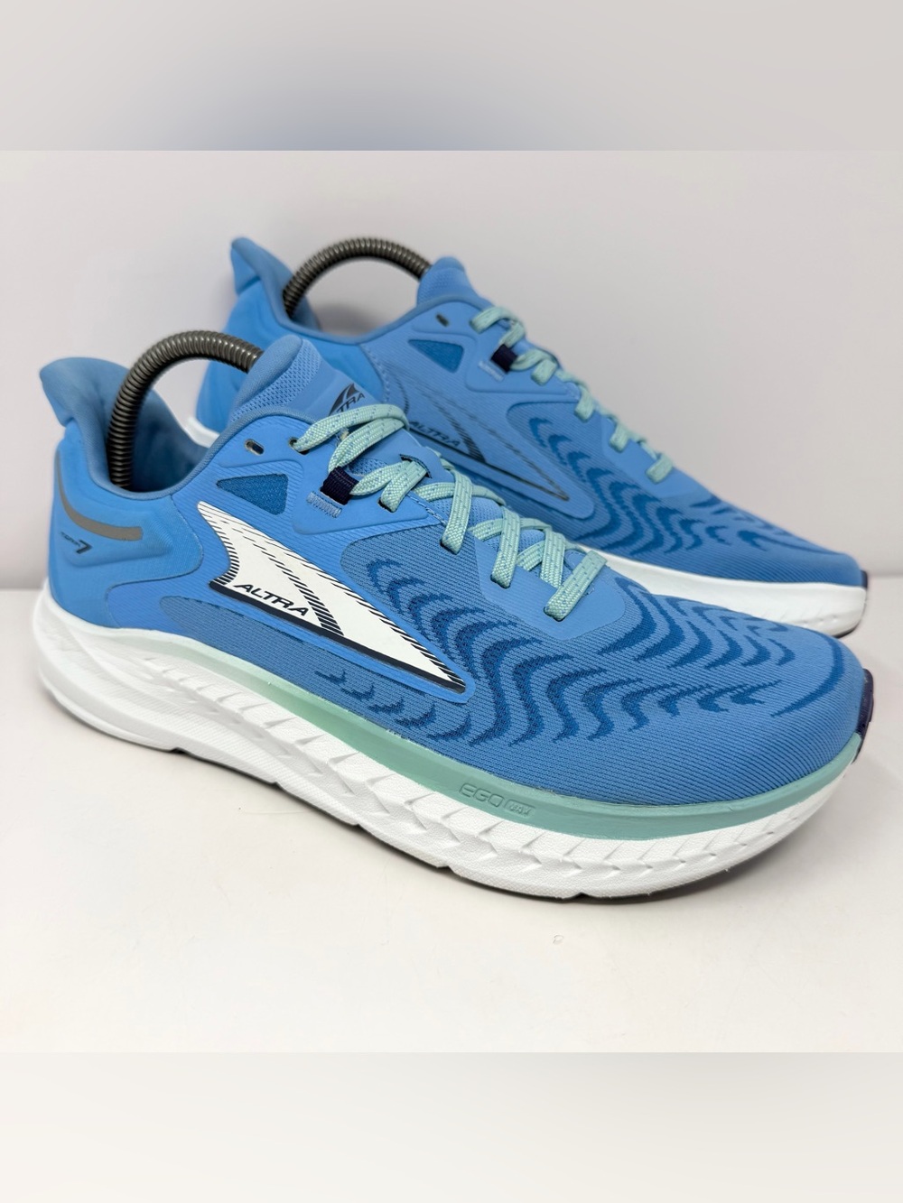 Altra Women’s Torin 7 Road Running Shoes Sz 9 Blue Sneaker AL0A82CZ440 Excellent